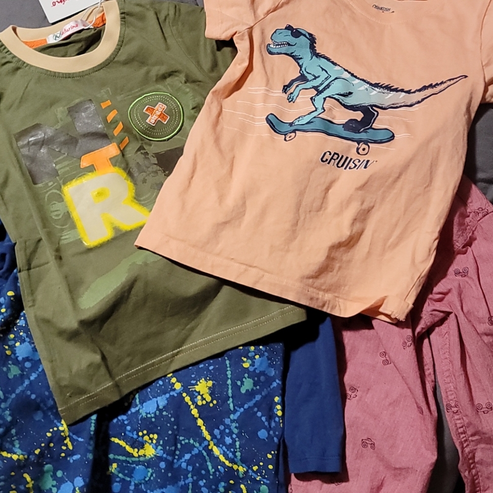 Unisex shirt bundle of 4